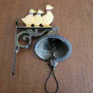 Vintage cast iron three ducks geese door bell  wall mounted
